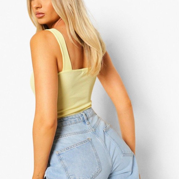 NWT BOOHOO RIB SQUARE NECK THICK STRAP BODYSUIT SIZE 4 - Picture 2 of 2